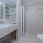Ada E203 *